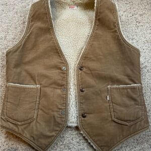 Levi's Tan Corduroy Vest with Sherpa Cream Lining